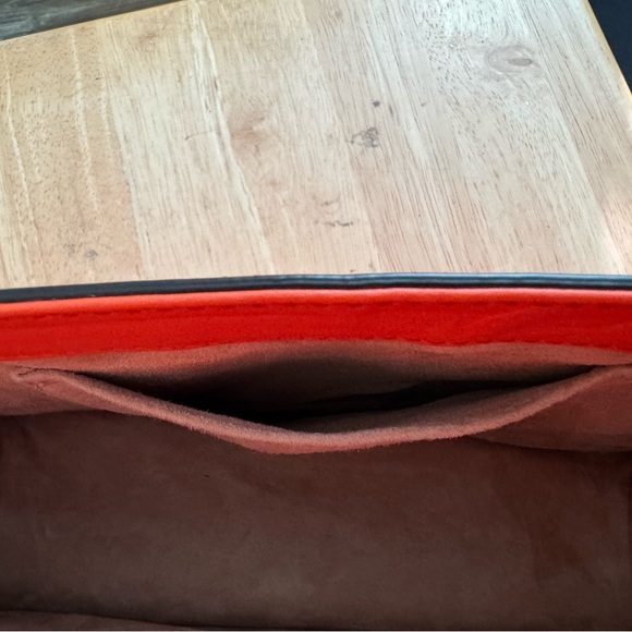 Gucci Silvie Orange Leather Shoulder Bag - Picture 12 of 14